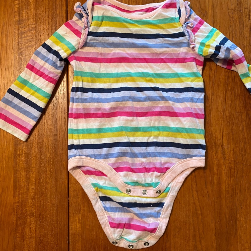 Long sleeved flutter striped gap onesie